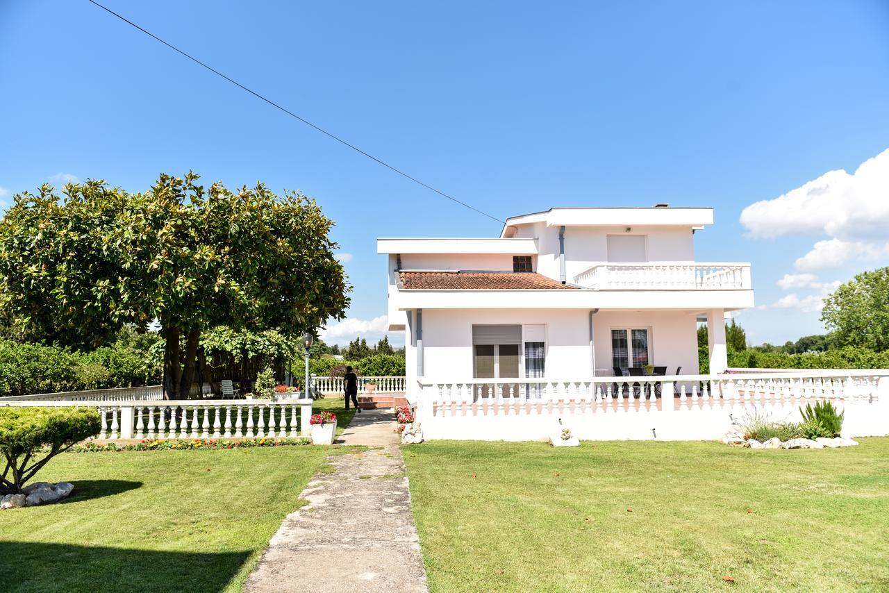 Sunrise House Apartments Ulcinj Ngoại thất bức ảnh